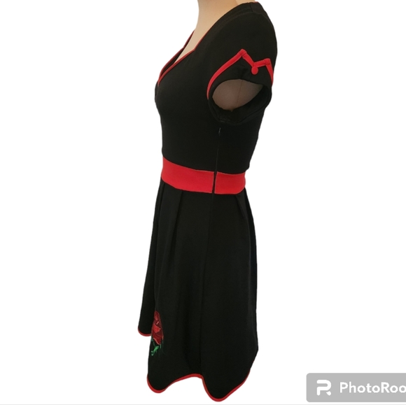 SOURPUSS Dollface Black With Red Rose Detail & Trim (S) - Picture 4 of 14